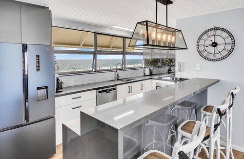 Buddina Apartment | Point Break - Sea & River Views, Nature & Relax