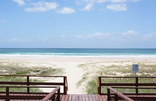 Bilinga House | POINTVIEW LODGE, UNIT 2