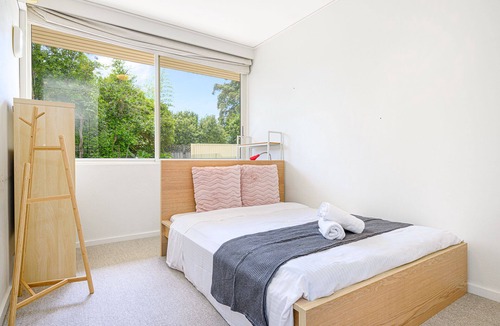 East Lindfield House | Pool + Garden + Bush Views Spacious 4 BR home