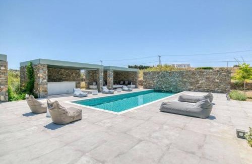 Naousa Villa | POP Villa - a family-friendly ambience by the sea