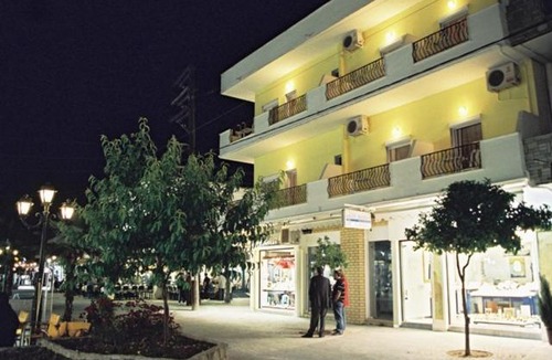 Kallithea Apartment | Poppis Studios