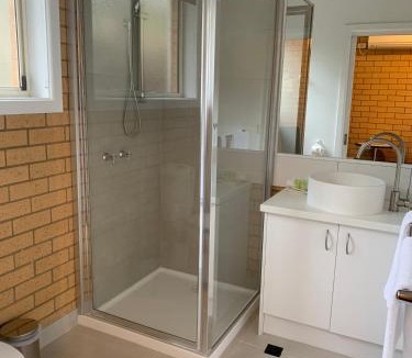 Port Campbell Hotel | Port Campbell Parkview Motel & Apartments