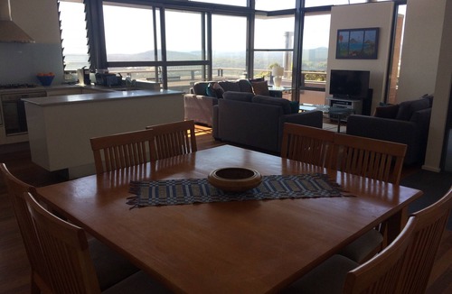 Boat Harbour Apartment | Port Stephens coastal beach & views- 400 m to beach