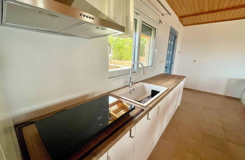 Kilada House | Porto Heli Panoramic Seaside Home. Enjoy the sunsets & spacious areas!
