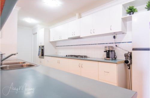 Geographe House | Portside Paradise Marina-Front Retreat with Views