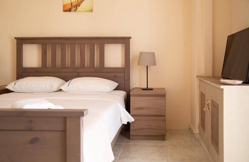 Lavreotiki Hotel | Poseidon Apartments & Villas by the Sea