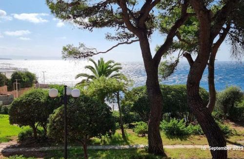 Kato Sounion Apartment | Poseidons Retreat optional el car and airporttrans