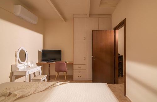 Minoa Pediada House | Posto Serene with Jacuzzi
