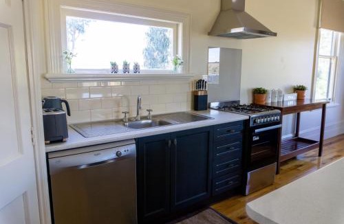 Miners Rest House | Pound Hill Cottage
