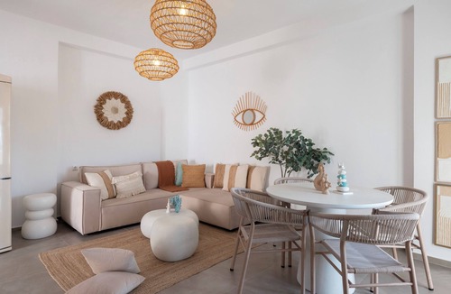 Pounta House | Pounta | 2BR Apartment w/Shared Pool | Fiora I