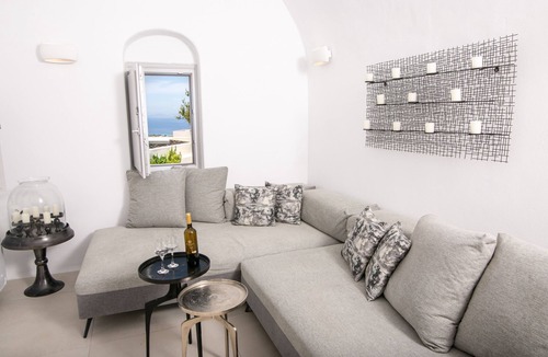 Finikia Villa | Premium Villa with Private Plunge Pool (up to 4 guests)