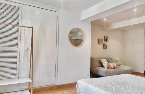 Bellevue Hill Apartment | Prime Location Unit AC And Parking