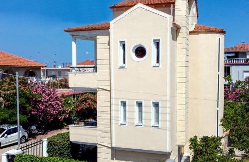 Asprovalta Villa | Prime Luxury Villa beach front