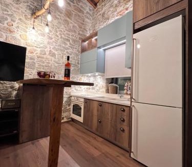 Prina Ski Chalet | Prina Stone Retreat