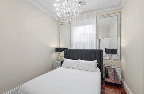 Williamstown House | Pristine 4-Bed House in the Heart of Williamstown