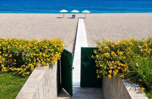 Kiotari Villa | Private beach villa Princess