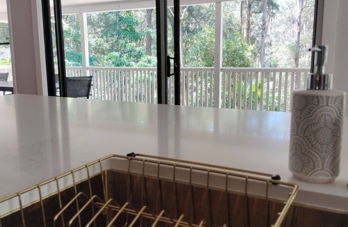Ilkley House | Private Bush and beach retreat