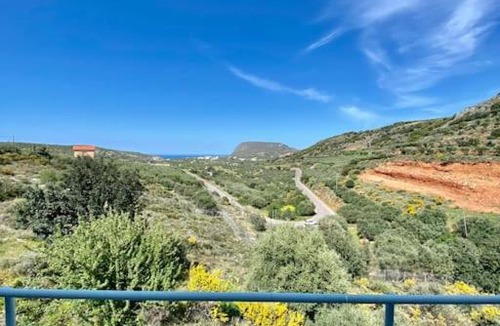 Skotino Villa | Private Hillside Retreat