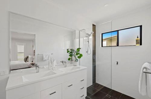Mudjimba House | Private Mudjimba Beach Abode