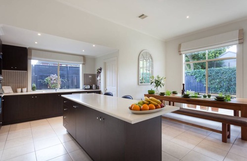 Frankston Resort | Private room ∙ 1 guest