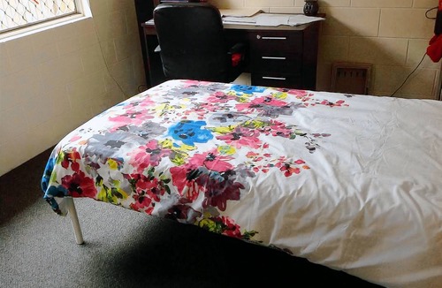 Edmonton Resort | Private room ∙ 1 guest