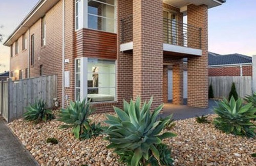 Point Cook Resort | Private room ∙ 2 guests
