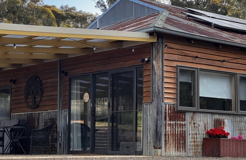 Whitfield Resort | Private room ∙ 3 guests