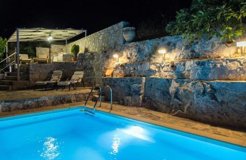 Goni Villa | Private Stone villa-Pool and Maountain view