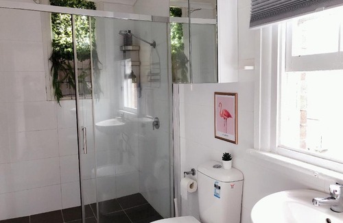 Kingsford Apartment | Private Studio-room In Kingsford with Kitchenette and Private Bathroom Near UNSW, Randwick 4 - ROOM ONLY