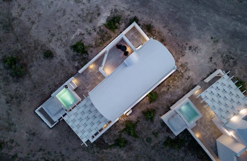 Kamari Villa | Private Villa with Jacuzzi & Sunset/sea view
