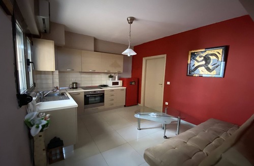 Ampelokipoi-Menemeni Apartment | Prosilio Apartment
