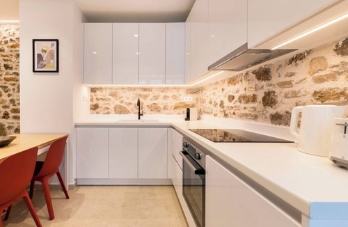 Psirri Apartment | Psyrri Hideout · Chic 2BR Apartment