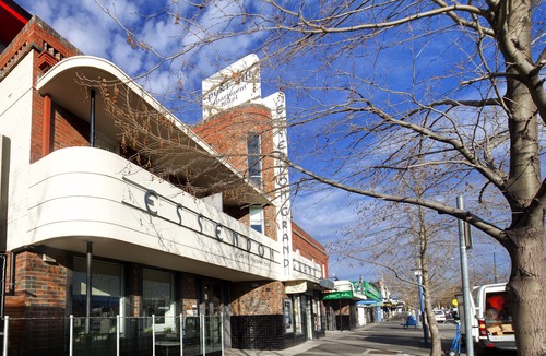 Essendon Hotel | Punthill Essendon