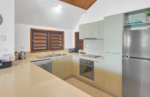 Nelly Bay Villa | Pure Magnetic Villa 9