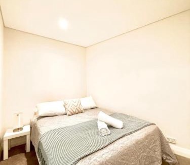 Pyrmont Apartment | Pyrmont Bay - Pool Gym - Free Parking