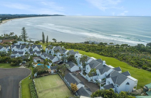 Lennox Head House | Quarterdeck 18 - Spectacular Ocean Views with Wifi