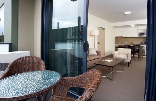 Heatherton Apartment | Quest Moorabbin