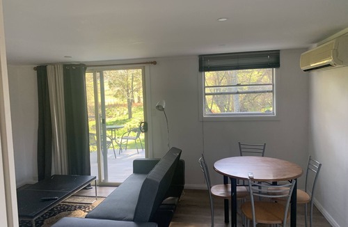 Robertson House | Quirky 1 bed with great space