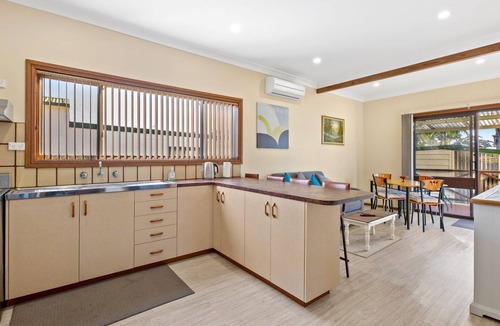 Narooma Cottage | Quota Cabin - Inlet Dreaming in a Fantastic Location