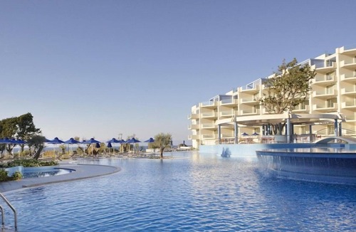 Ixia Apartment | R 1243 Priam Deluxe Room Sea & Main Pool View With Balcony or terrace, Jacuzzi bathtub & Safe Deposi