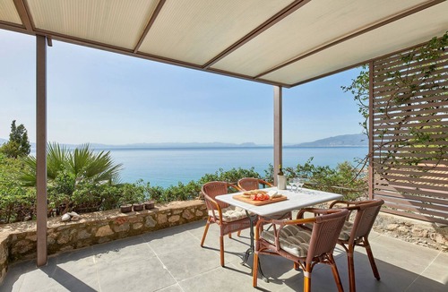 Kitries Villa | R 3038 Villa Everly WITH Garden View, Sea view & Soundproof Windows.