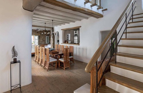 Tourlos Villa | R 3173 Villa Folami With Dishwasher.Hairdryer & Private infinity pool,