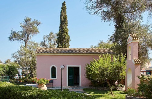 Messonghi Villa | R 988 Eustace Villa Double Room with Garden View, Gym & Golf - Full Board.
