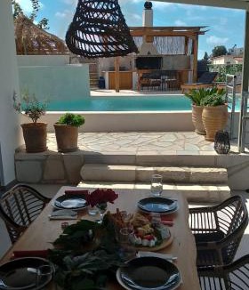 Pitsidia House | Rafaela holiday home