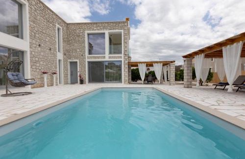 Drepano Villa | Rafaelia Premium villa with private pool in Drepano