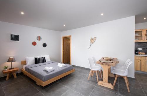 Olympiada House | Rafaelo Pool Side Villas