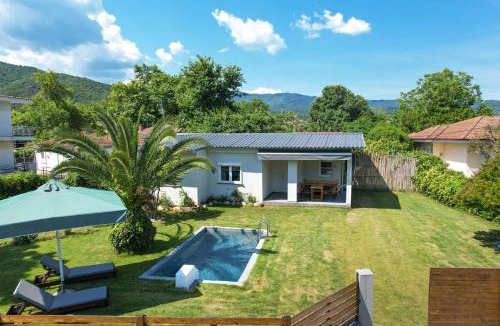 Olympiada House | Rafaelo Pool Side Villas