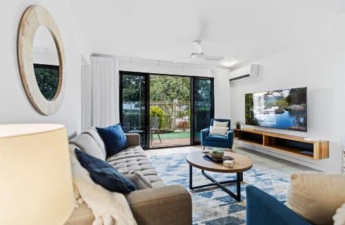 Cairns North Apartment | Rainforest & Reef Retreat - Esplanade Ground-Floor Apartment