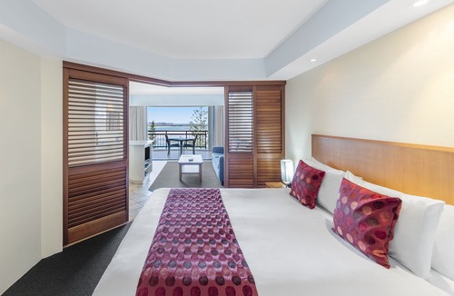 Golden Beach Apartment | Ramada Resort by Wyndham Golden Beach