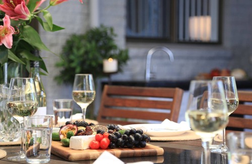 Callala Bay House | Ravello – Stay 3, Pay 2!
